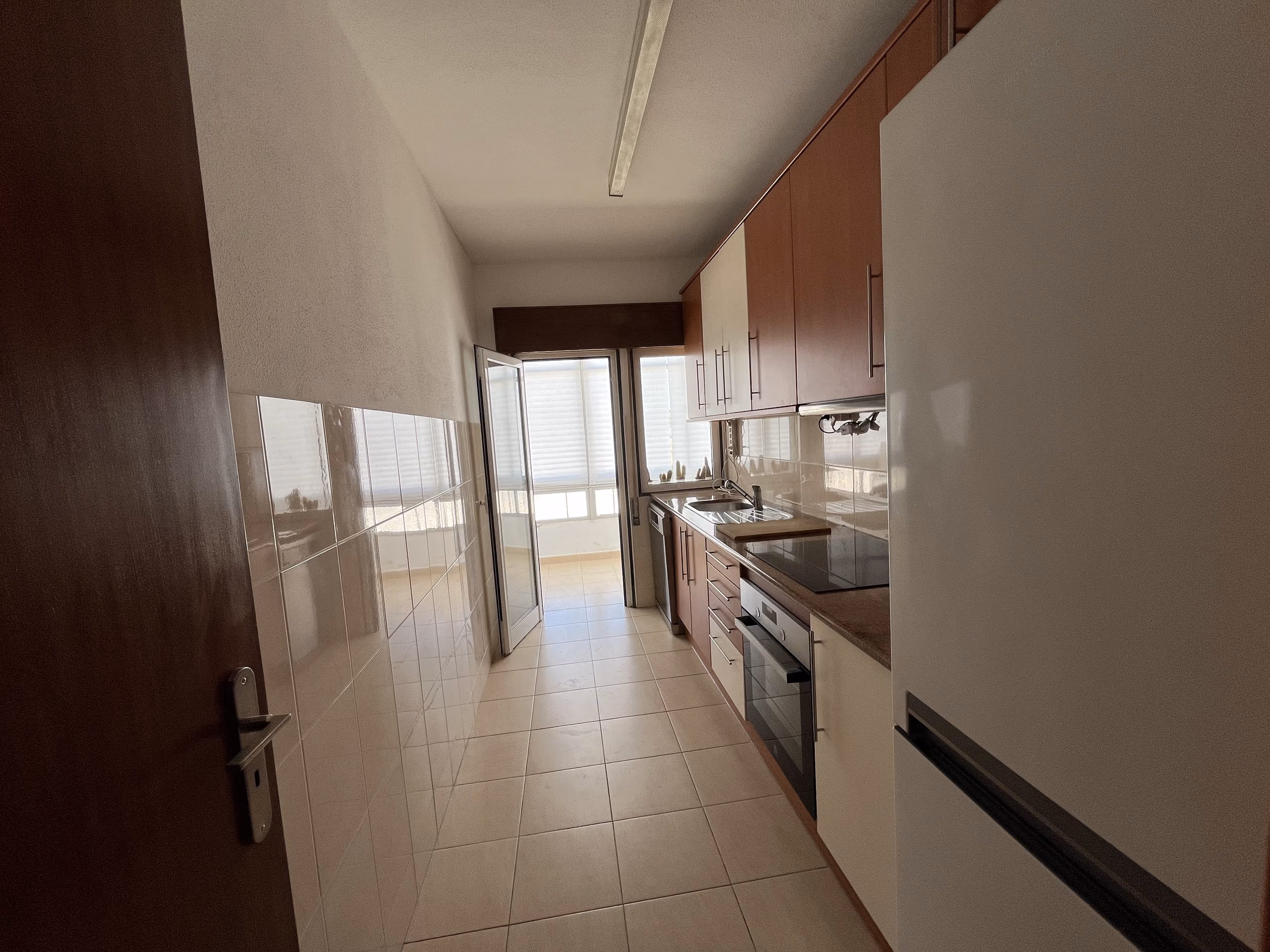 Apartamento T1 remodelado, centro de Loulé — fotografia 6