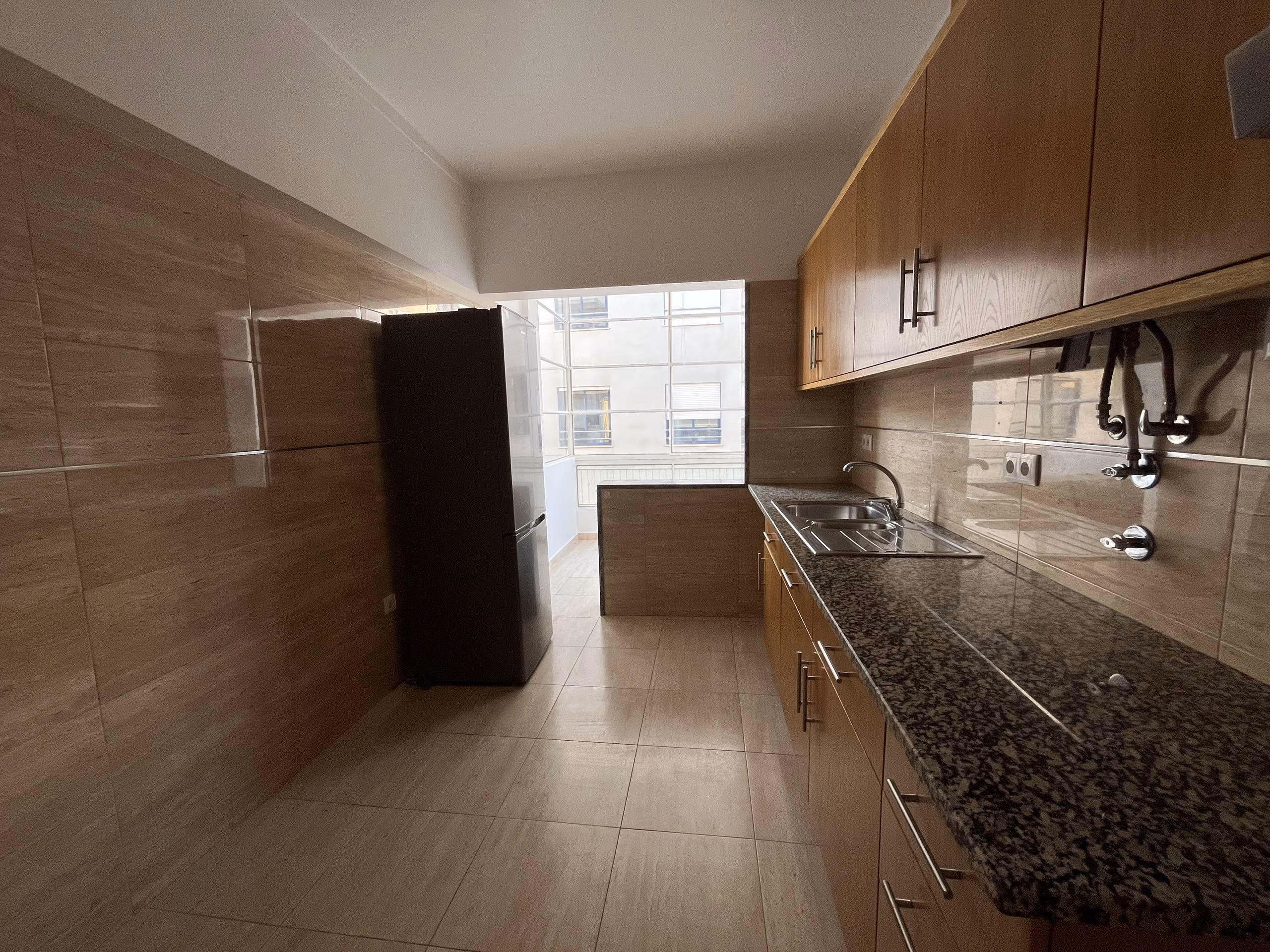 Apartamento T3 na avenida, centro de Loulé — fotografia 8
